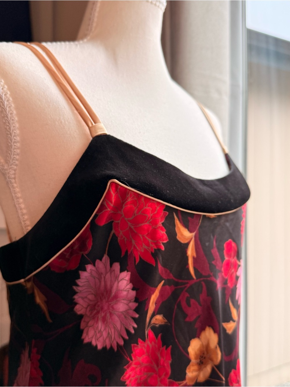 Jones New York Black Floral Satin Slip with Red and Pink Blooms